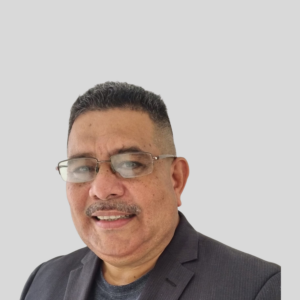 Dr. Luis Flores